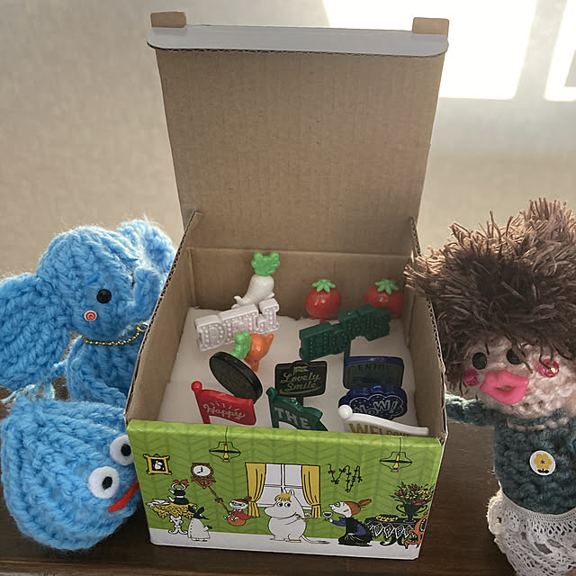ムーミンの空き箱,お弁当ピックケース,ダイソー,ハンドメイド,毛糸,手作り,スライム,あみぐるみ,お弁当ピック,毛糸deリリアン　あみぐるみ,manduonma 劇場,新作あみぐるみ,ドラクエ,ぞうさん,アフロ先生,変な野菜ピック,Overview manduonmaの部屋
