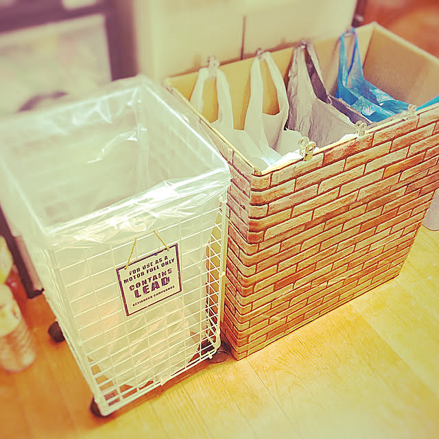 Kitchen,ダンボールリメイク,ダンボール,ダイソー,ウォールステッカー,ゴミ箱DIY,Kitchen kurosuzume28の部屋