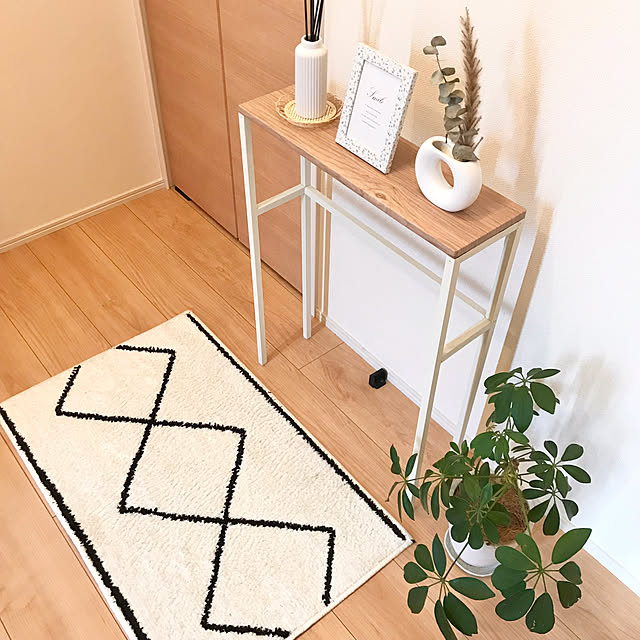 DIYが好き,ニトリ,玄関マット,北欧,ナチュラル,北玄関,狭い玄関,飾り棚 DIY,Entrance mimikoの部屋
