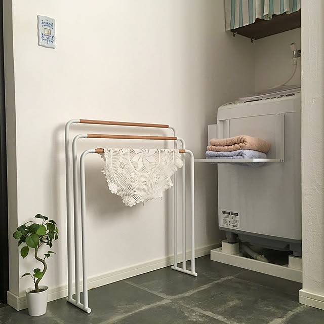 シンプルデザイン,洗面所 収納,洗濯機周り,towerシリーズ,タオル掛け,タオルハンガー,RoomClipショッピング,Bathroom ayataroの部屋