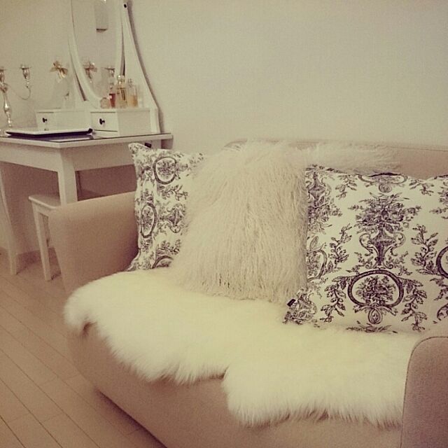 Lounge,白,ファー,IKEA,ソファー,クッション young39の部屋