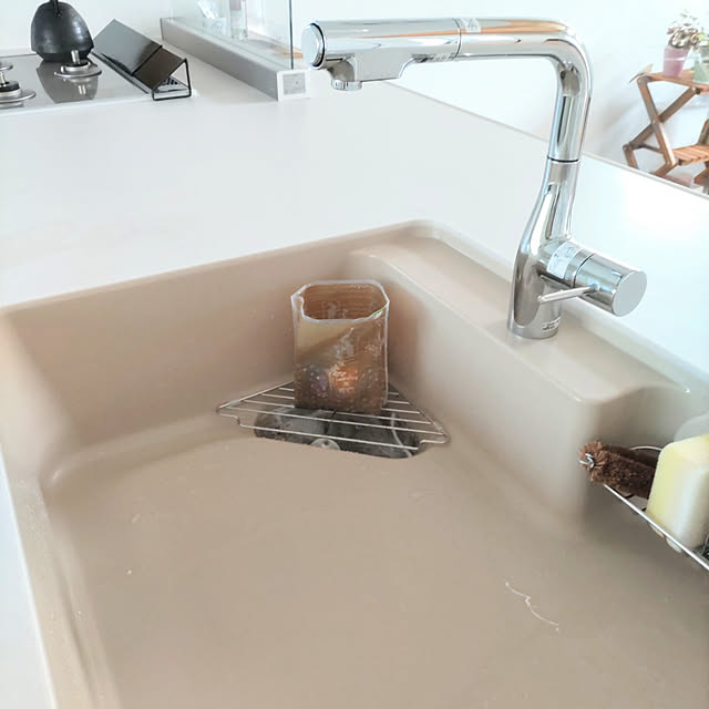 キッチンシンク,人工大理石,流れーるシンク,クリナップ ステディア,人工大理石ワークトップ,キッチンの排水口,三角コーナー,生ゴミ入れ,百均,自立する水切り袋,水切りラック,KEYUCA Maroの部屋