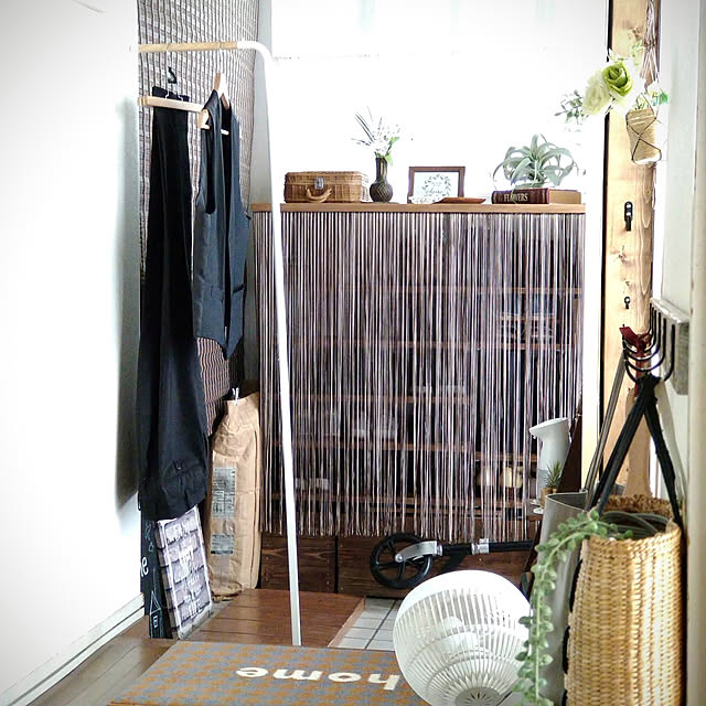 Entrance,RoomClipショッピングで買ったモノ,スリムコートハンガー,towerシリーズ,ちょい掛け,ハンガーラック,DIY,築30年超,靴棚DIY,RoomClipショッピング,RoomClip mag 掲載 yumiの部屋