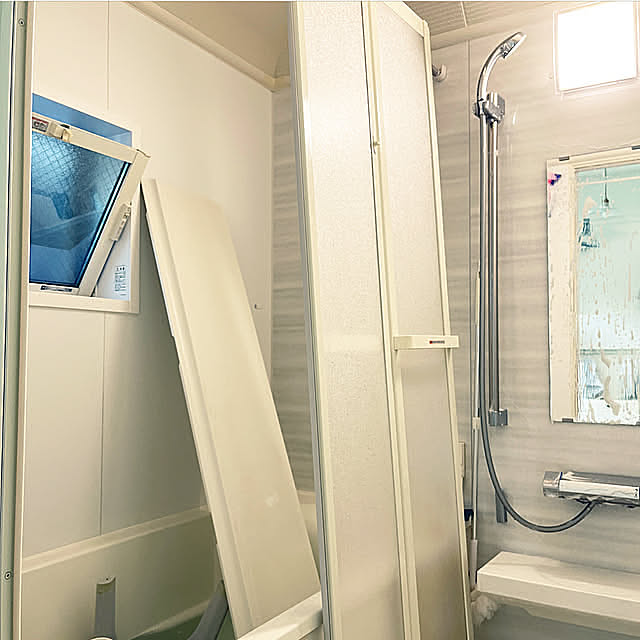 Bathroom,防カビテープ,お風呂場掃除,お風呂の排水口,お風呂の鏡,お風呂のイス,お風呂掃除,お風呂場,風呂場の掃除,風呂そうじ,大掃除始めました,大掃除 Hi5の部屋