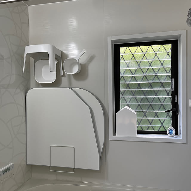 Bathroom,貼り付け収納,お掃除しやすく,スッキリ収納,ものぐさ主婦にピッタリ,収納方法,収納,マグネット収納,風呂桶と風呂椅子,風呂イス,風呂蓋,風呂蓋スタンドマグネット,カビ対策,山崎実業マグネットシリーズ,山崎実業 tower kiyomiの部屋