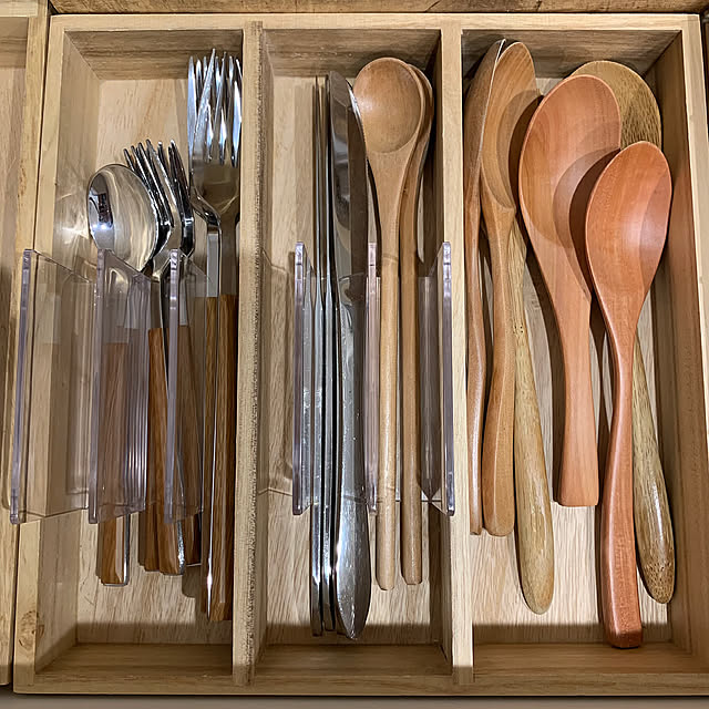 My Shelf,キッチン収納,ナチュラルインテリア,木製品が好き♡,セリア,アクリル仕切りスタンド,3枚投稿です♡ AONAの部屋