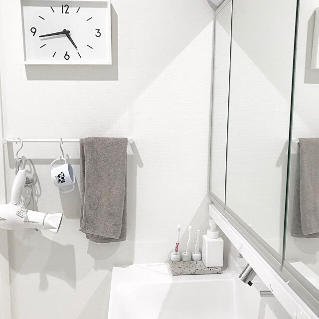 洗面所,時計,ソストレーネグレーネ,LIXIL,無印良品,シンプル,Bathroom R.Y.Tの部屋