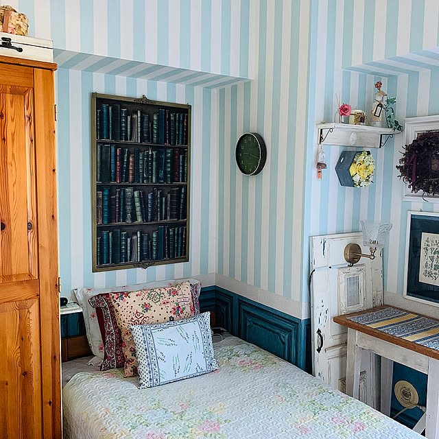 Bedroom,1日の中で好きな時間,雑貨,海外風インテリア,ハンドメイド,お花のある暮らし,アンティーク,DIY,フレンチカントリー,シャビーシック,フレンチシック,壁紙 miyukiの部屋