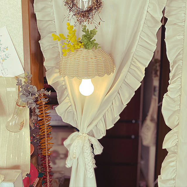 ハンドメイド,手作り,ワイヤープランツドライ,ユーカリフェイク,ミモザフェイク,ダイソー200円商品,レンジて加熱できる抗菌PPバスケット,SMD電球ペンダントライト,ダイソー,ドライフラワーのある暮らし,10分でできる,Kitchen,唐辛子ドライ ChiCoの部屋