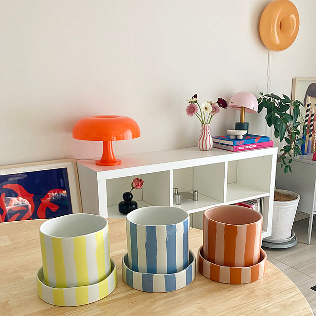 H&M HOME,プランター,雑貨,IKEA,marimekko,カラフルインテリア,北欧カラフル,colorful room,フラワーベース,HAY,My Desk Rio333の部屋