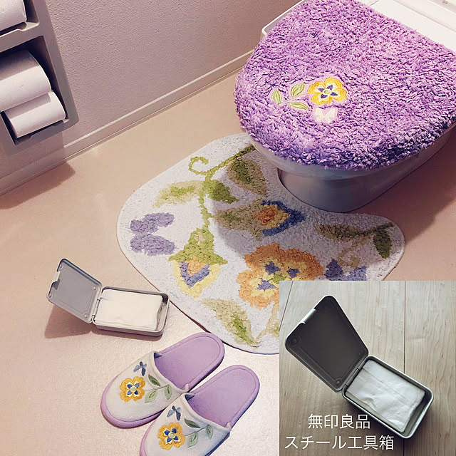 賃貸トイレ,千趣会,ベルメゾントイレスリッパ,ベルメゾントイレマット,無印良品,無印良品スチール工具箱,トイレ,小掃除,3人暮らし,賃貸,2LDK,Bathroom niko3の部屋
