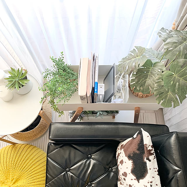 フェイクグリーン,無印良品,プランタースタンド,andwood,ケーブル隠し,ケーブル収納,コード収納,ig→kiyo_home,山善,ナチュラルインテリア,マンション暮らし,心地よい暮らし,子どものいる暮らし,整理収納アドバイザー,Lounge kiyoの部屋