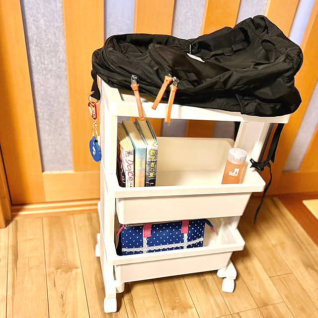 Lounge,檜の室内建具,畳コーナーのあるリビング,ワゴン収納,高コスパアイテム,roomclipポイントで購入,子供の荷物置き場,リビング kojirotanの部屋