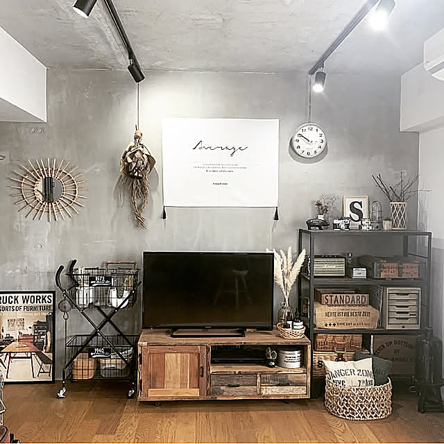 タペストリー,journal standard Furniture,ラタン,ナチュラルヴィンテージ,ドライフラワーのある暮らし,ブルックリンスタイル,リノベーションマンション,instagram→saya.makky,カフェ風インテリア,男前インテリア,インダストリアルインテリア,躯体現し,リビングインテリア,Overview saya.makkyの部屋