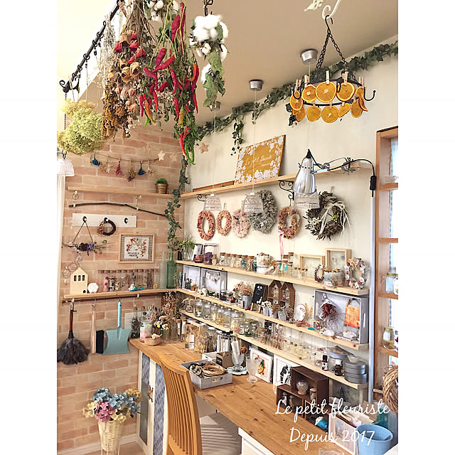 Overview,ドライオレンジ,リース部,リース,ドライフラワー,アクセントクロス,花屋のカウンター風アトリエ,アトリエ,DIY,2×4 cherryの部屋