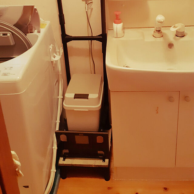 Bathroom,DIY,イレクターパイプ,コレ、DIYしたよ！,ゴミ箱収納,体重計置き場 kazumiの部屋