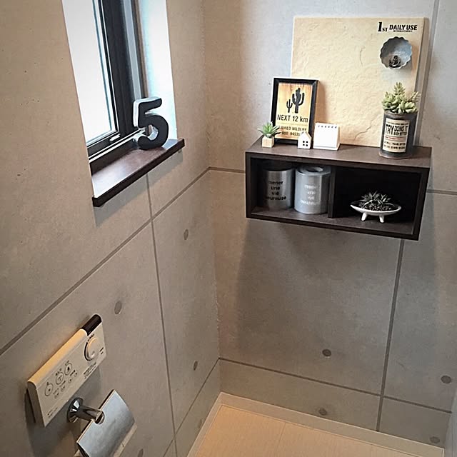 Bathroom,エコカラット,コンクリート風壁紙,無印良品 壁に付けられる家具 miki56の部屋