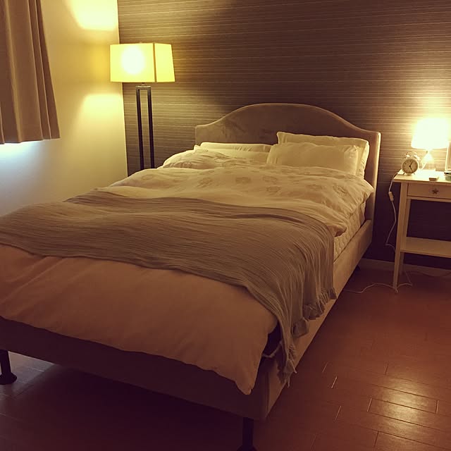 Bedroom,賃貸,一人暮らし,ベッドルーム,寝室,セミダブル,Francfranc,フランフラン,ニトリ,IKEA,イケア,間接照明,照明 Riikushiimaの部屋