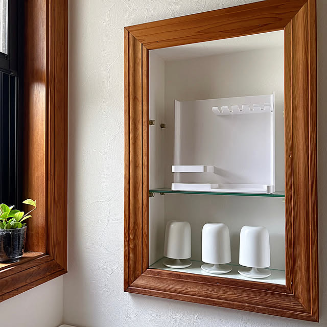Bathroom,歯ブラシ置き場,歯ブラシ収納,歯ブラシホルダー,歯ブラシスタンド,洗面所グッズ,洗面所 棚,洗面所収納,洗面所 収納,洗面所,ピアラ造作,ピアラ半造作,ピアラ 洗面台,ピアラ,観葉植物,グリーン,ウタマロクリーナー timtamの部屋