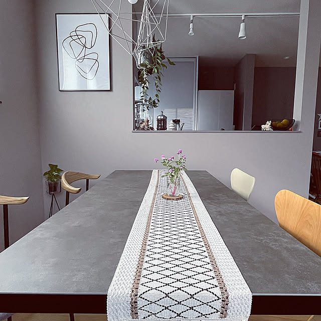 Lounge,センタークロス,ART WORK STUDIO,シンメトリー,モノトーン,ダイニングテーブル,幾何学模様 odecoの部屋