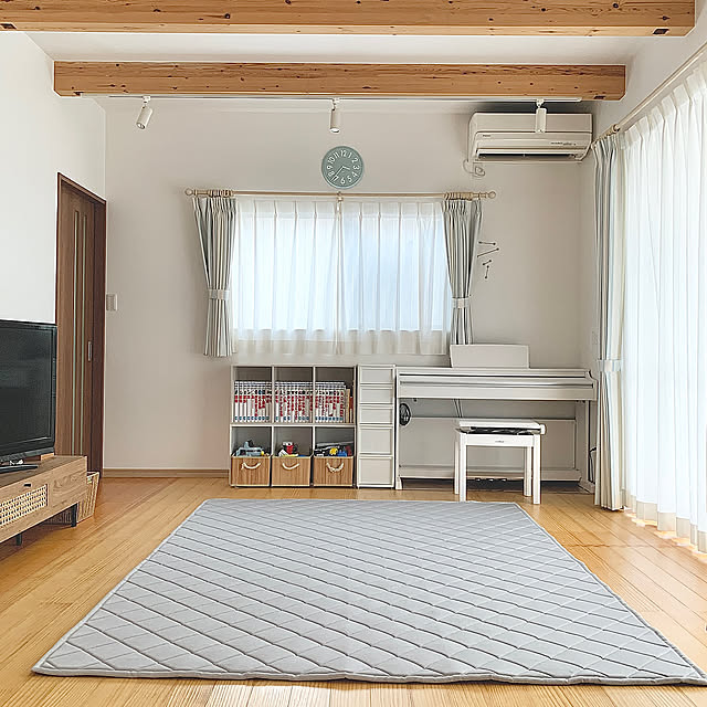 Lounge,連投失礼しました(*˙˘˙),素敵な一日を♪,冷んやりラグ,接触冷感ラグ,ニトリのNクールラグ,ニトリのNクール,ニトリ,夏の暮らし準備,夏,見てくださってありがとうございます♡,夏を楽しもう♡,洗えるラグ,今日は懇談会 koko_hikaの部屋