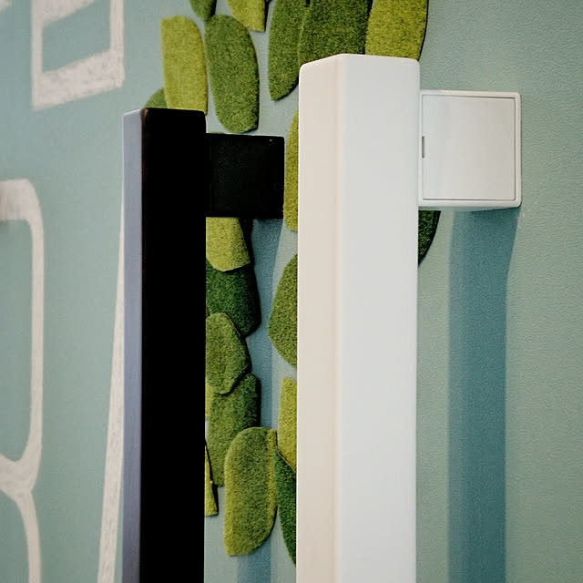 ウチじゃない,LIXIL,ラフィス,interio,モノトーン,手すり,モノトーンインテリア,On Walls naoの部屋