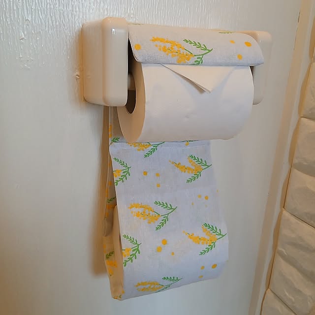 Bathroom,ナチュラル,100均,DIY,セリア,シンプル,トイレットペーパーホルダー,トイレットペーパー見せる収納,プチプラインテリア,フラワー aokaeの部屋