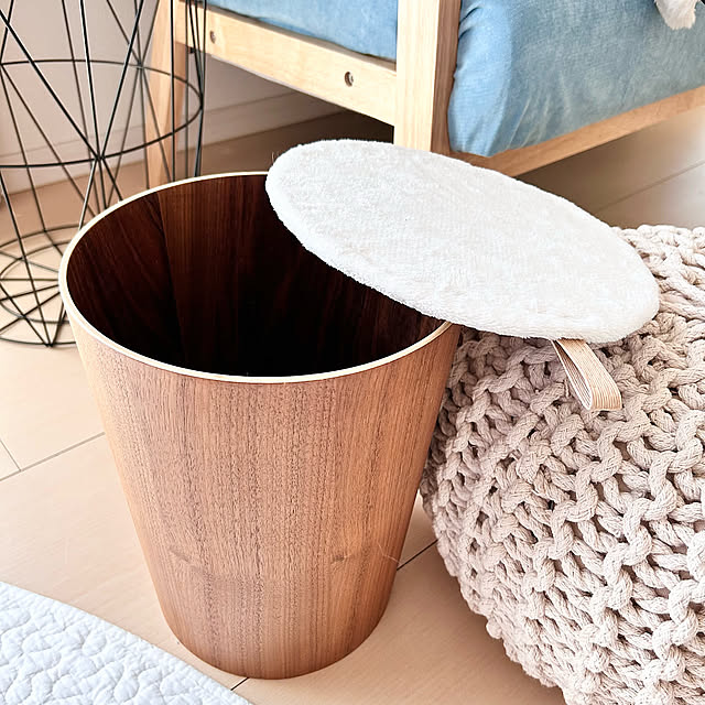 Lounge,ゴミ箱DIY,趣味時間,ホワイトインテリア,ナチュラルインテリア,グリーンのある暮らし,すっきり暮らしたい,いつもいいね♡コメありがとうございます♡,猫のいる日常,ペットと暮らす Miyu_の部屋