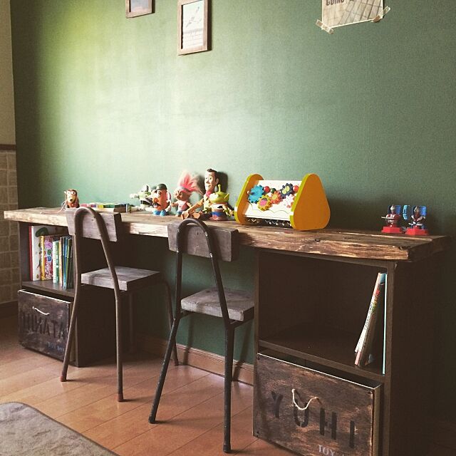 My Desk,トイストーリー,色壁,DIY,ZOO会♡,壁紙屋本舗,saboten 倶楽部,やっぱり緑色,子供の部屋 anz00の部屋