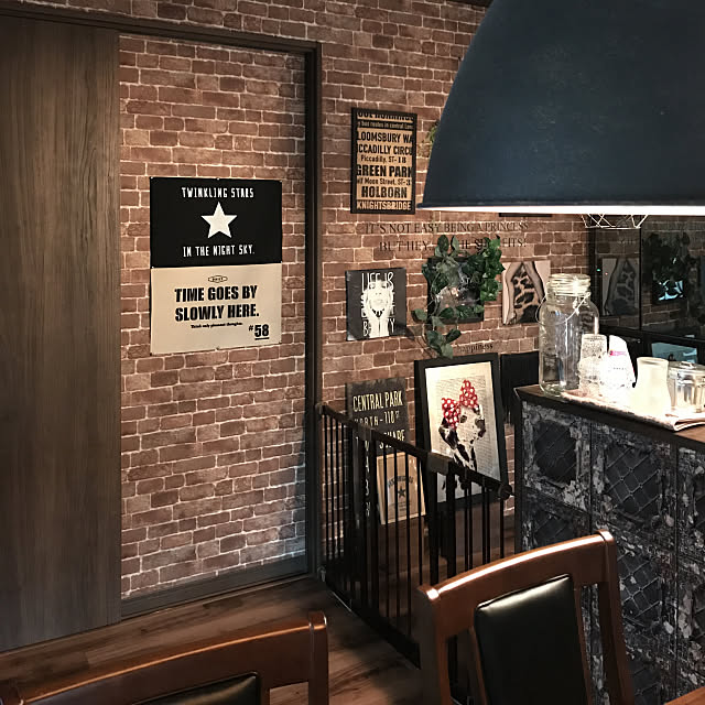 Kitchen,ヴィンテージ,壁紙屋本舗,フェイクグリーン♡,ニトリ,ブルックリン風,セリア,インダストリアル,いつもいいねやコメありがとうございます♡,ブルックリンスタイル,Ampoule,カフェ風インテリア love-heartsの部屋