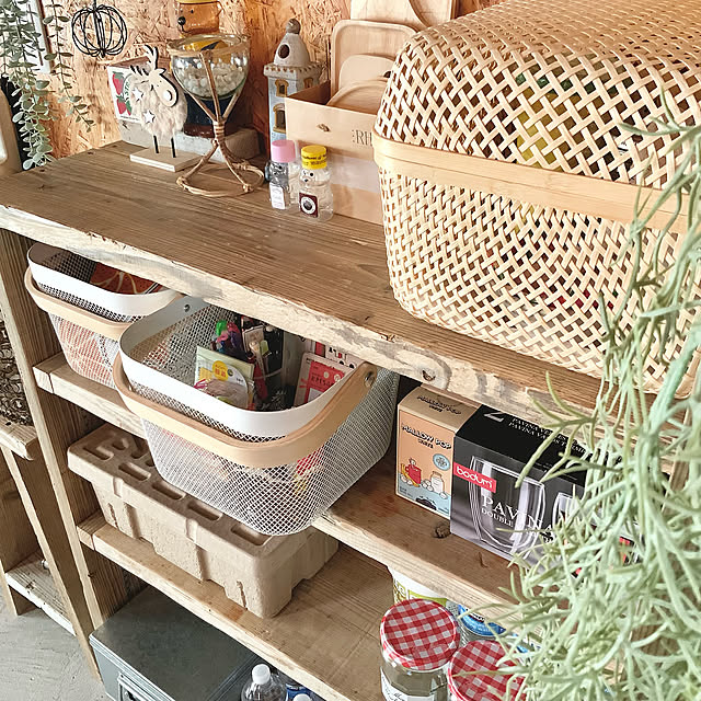 RonHarman,文房具収納,IKEA,3COINS,WOODPRO,木の温もり,古いものを愛する暮らし,足場板古材,心地よい暮らし,無理をしない暮らし,かごのある暮らし,無印良品,木のある暮らし,DIY,丁寧に暮らしたい,土間のある暮らし,My Shelf SHIrokuMAの部屋