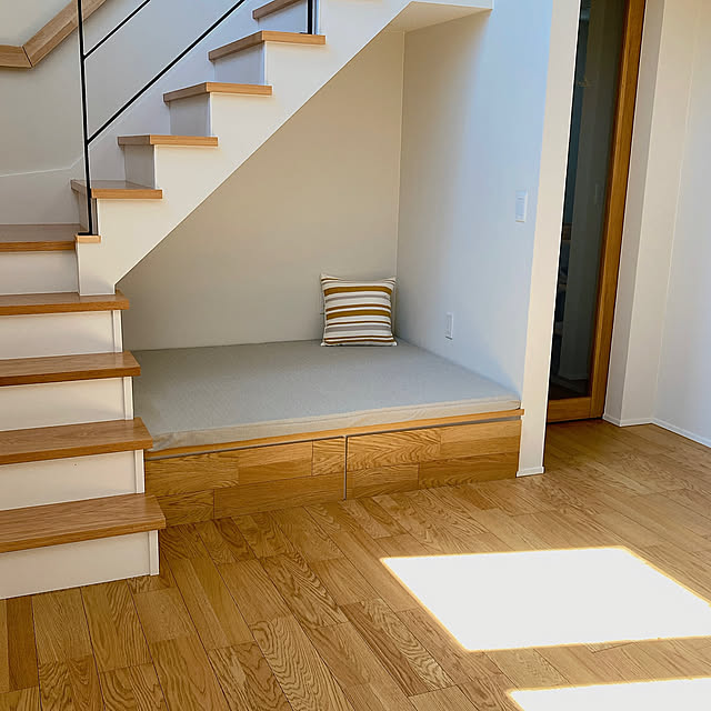 Lounge,お気に入りの場所,くつろぎ空間,階段下スペース,ヌックスペース,ヌック,階段下ヌック,インスタ→h___m.z.k h___m.z.kの部屋