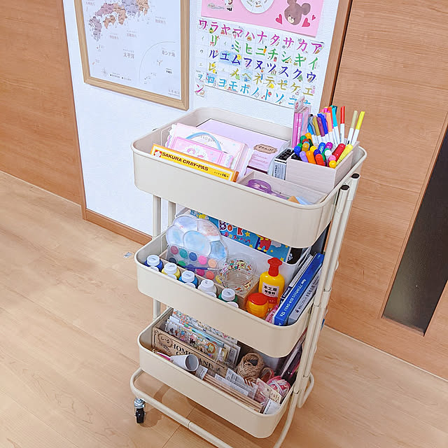 Lounge,キッチンワゴン,おうち時間を楽しむ,子供のいる暮らし,こどもがいる生活,工作部,工作大好き♡,キャスター付ワゴン,お絵かき収納,工作道具収納,絵の具収納 mamenoの部屋