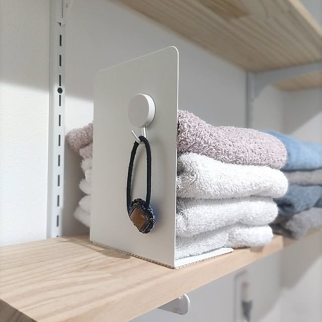Bathroom,いいねと、フォローの押し逃げすみません！,いいね！いつもありがとうございます♡,マンション暮らし,築古マンション,リノベーション,低予算リノベ,タオル置き場,100均 sakiの部屋