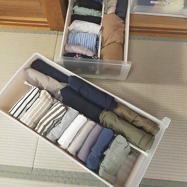 つっぱり棒,服の整理収納,衣服収納,仕切り代わり,服の収納,押し入れ収納,Overview,Fit's,Fit's衣装ケース mash-room.aeの部屋