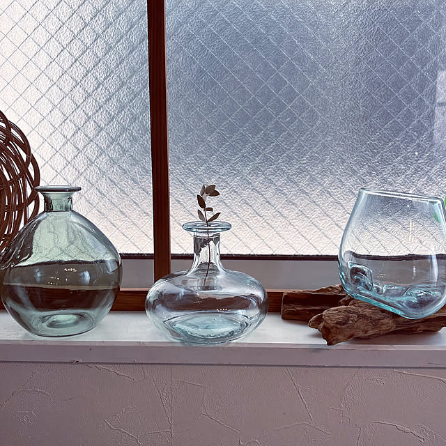 Lounge,窓辺のインテリア,フラワーベース,ガラス瓶,ガラス雑貨,ブルー,まんまる,ラムネ色,ガラス,夏 okkunの部屋