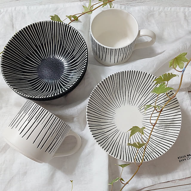 My Desk,新商品,モノトーン,マグカップ,小鉢,食器,FlyingTiger,購入品♡,ボウル mri96の部屋