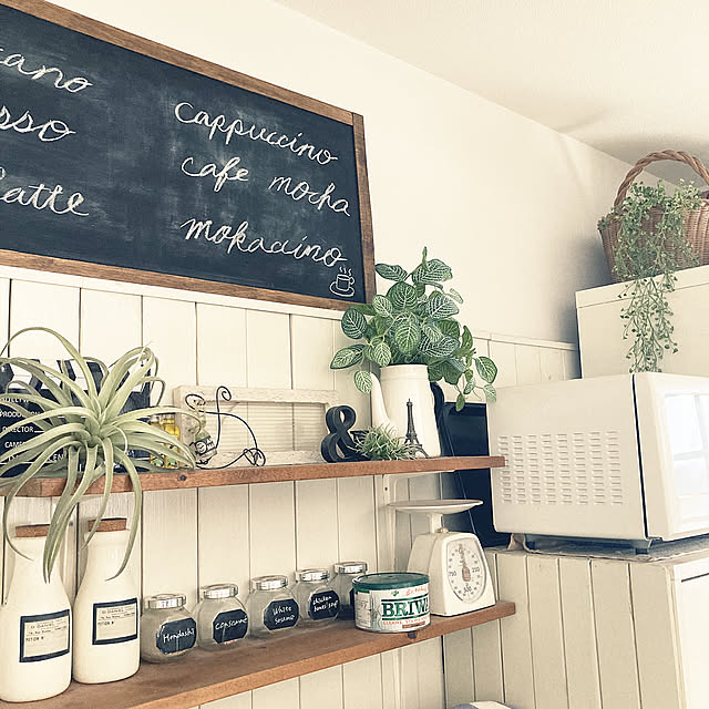 黒板,フェイクグリーン,ダイソー,ニトリ,セリア,転写シール,板壁,Kitchen mikoの部屋