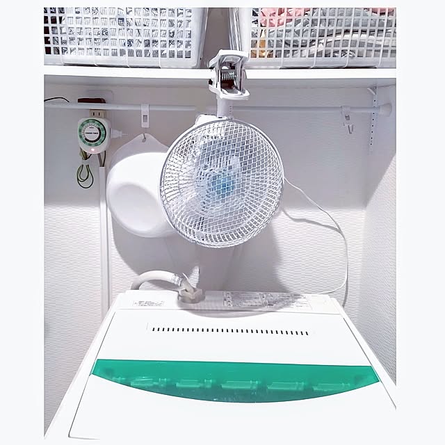 Bathroom,心地よい暮らし,照明,シーリングファン,ドウシシャ,サーキュライト,CIRCULIGHT,暮らしのハンドブック2024,洗面台,マンション暮らし,洗面所,YUASAPRIMUS,扇風機,アイリスオーヤマ,クリップファン,洗濯機,24時間タイマースイッチ,オーム電機,埋め込み式ダウンライト,取り付けたいけど取り付けられない,つけるところがない,サーキュライトつけたい,長男の部屋とトレードしました,卓上扇風機 mi-saの部屋