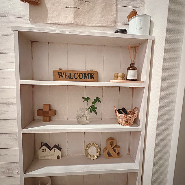 Entrance,玄関ディスプレイ,飾り棚ディスプレイ,2026.1.25,色塗り変えて,いつもありがとうございます♡,雑貨ディスプレイ,雑貨好き naturalの部屋