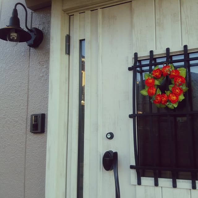 Entrance,LIXIL,玄関,玄関ドア,LIXIL玄関ドア,リース,リース 手作り,リース ハンドメイド,ナチュラルが好き,ナチュラルフレンチ,カフェ風インテリアを目指して,カフェ風,ホワイトシンプル連合会,ナチュラルシンプル,ホワイトシャビー,フレンチシック,ホワイトナチュラル,ドア,ナチュラル,ホワイトインテリア,ヴィンテージテイスト,リシェント,エクリュアイボリー makimakiの部屋