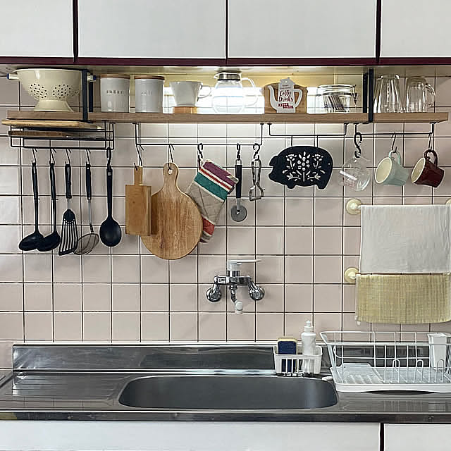 Kitchen,100均,雑貨,中古物件,カフェ風インテリア,イベント参加,終の住処,いつもいいねやコメありがとうございます♡,カフェ風,スタジオm食器,DIY,DIY棚,Seriaアイアンバー,seria kazu-cafeの部屋