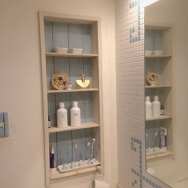 Bathroom,DIY,リメイクシート,工作用木材,Daiso,ダイソー,RC愛知,RC名古屋,RC三重支部,端材クラブ,洗面所,タイル,歯ブラシスタンド,無印良品 atominaの部屋