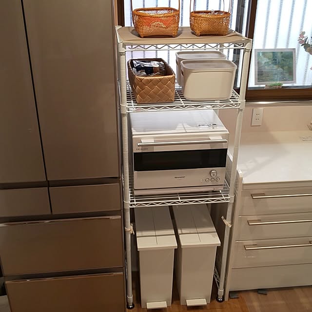 Kitchen,ゴミ箱,セラミックトップ,ホワイトレオ,グレーズホワイト CassiyCocoの部屋