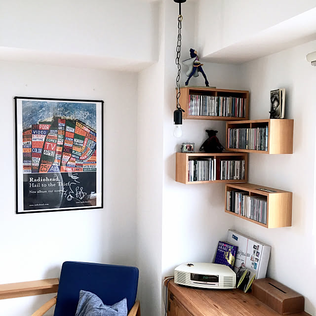 My Shelf,一人暮らし,ペイント壁,無印良品,壁に付けられる家具,ペーパーナイフソファ,WOODPRO 445の部屋