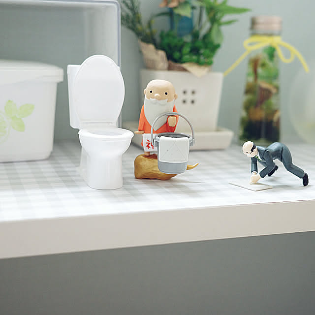 Bathroom,カンチョーハゲオヤジさんは雑巾がけ(笑),ミニチュア,セリア,トイレ掃除の神様(笑),トイレ掃除,新生活,いつもありがとうございます♡,笑う門には福来る♡,いいね♪ありがとうございます♡*.,笑顔ある日々でありますように✩*॰¨̮,コメントお気遣いなくです⑅◡̈*,minneやってます♩*,素敵な出会いに感謝◡̈*♡.°⑅,穏やかな日常に感謝❁.*･ﾟ,ごちゃ混ぜｲﾝﾃﾘｱの会,何気ない日常に感謝❁⃘*.ﾟ,田島享央己お彫刻コレクション,2枚投稿,神たまサークル,杖の代わりにバケツを···(笑),神ﾀﾏ2連続投稿(笑),No 笑 No Life◡̈♡,神タマサークル mangoの部屋
