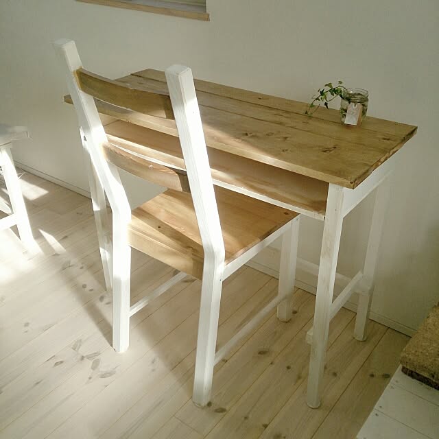 My Desk,勉強机DIY ,白×茶色が好き,学習机DIY,アイビー水挿し,IKEA,ツートンカラー comiriの部屋