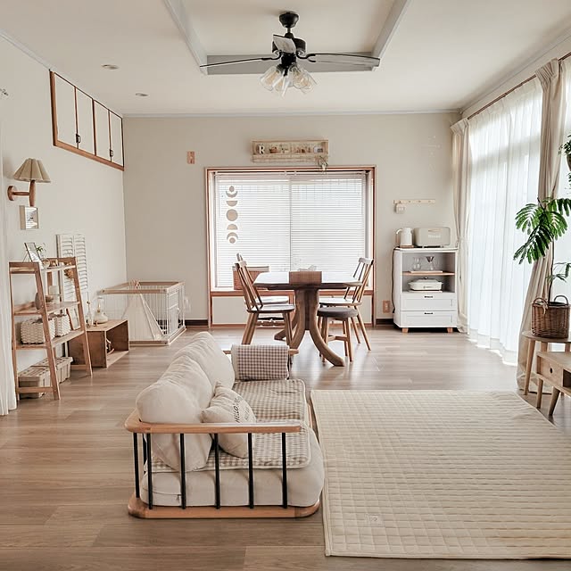 【RoomClipが選んだ厳選3選】「ナチュラルカラーのお部屋」がテーマの素敵な投稿実例