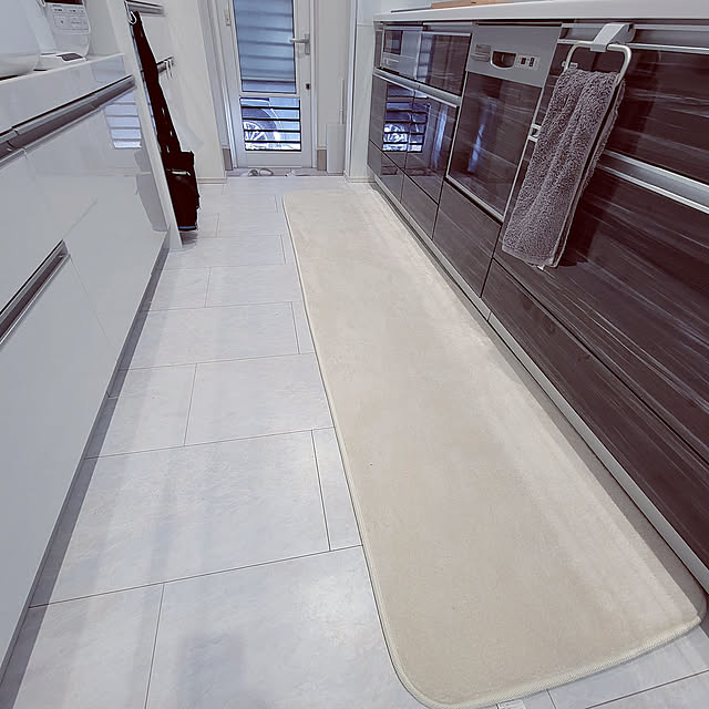Kitchen,キッチンマット,リピ買いしました♪,お気に入り♡,足が楽ー,60×240㎝,楽天で買ったもの,低反発マット,タカラスタンダード キッチン,ふかふかのラグ,キッチンマット240cm,リピート買いアイテム,洗濯機で丸洗いOK,シンプルにすっきりと暮らす,閲覧ありがとうございます,ホワイト大好き,いいね！ありがとうございます◡̈♥︎,閲覧していただいた方に感謝♪ maruの部屋