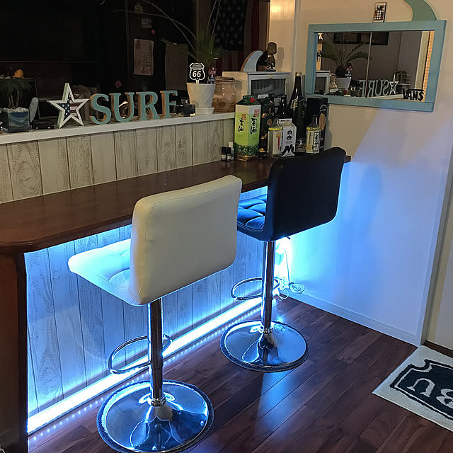 LEDテープライト,バーカウンター風,サーファーの家,海を感じる暮らし,No surf No life,カフェ風,板壁風壁紙,カウンター,My Desk tkの部屋